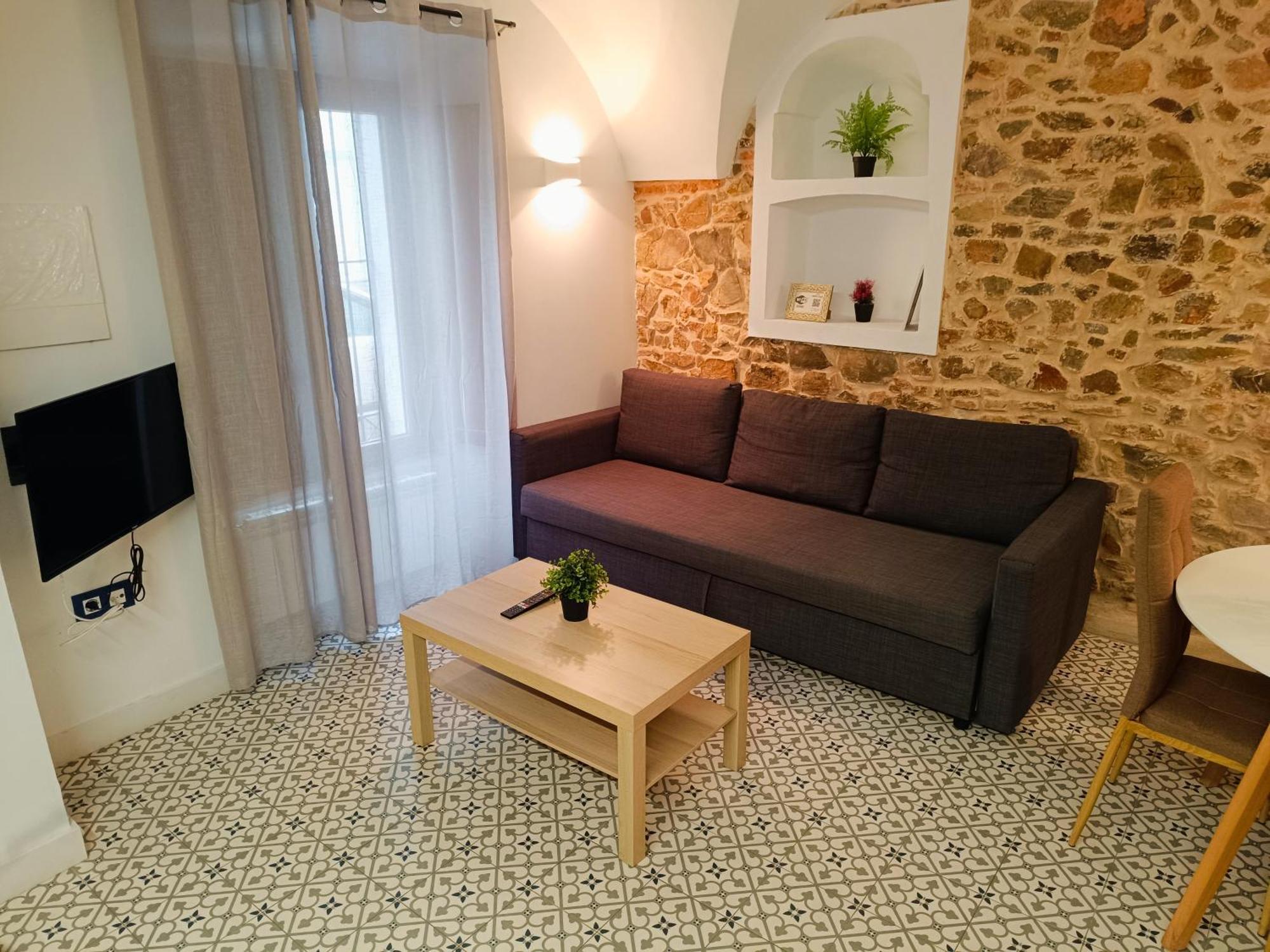 Al-Qazeres Suites Caceres Exterior photo
