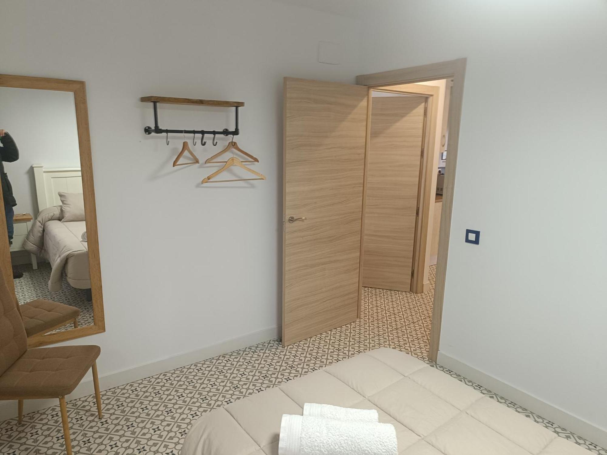 Al-Qazeres Suites Caceres Exterior photo